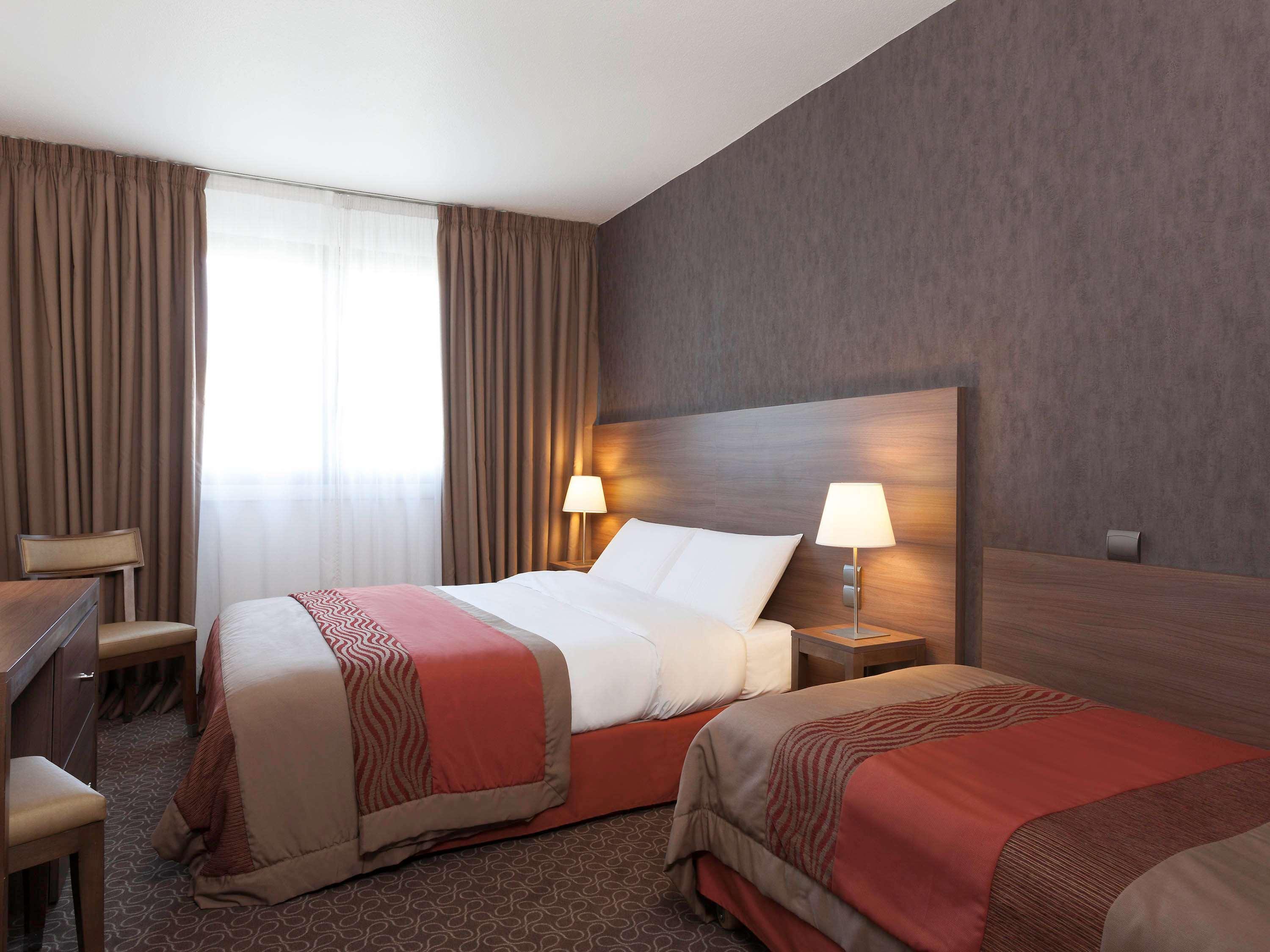 Mercure Versailles Paris Ouest Versalhes Exterior foto